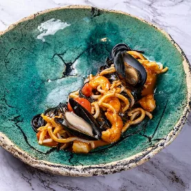 Спагетти нери Bellini с морепродуктами