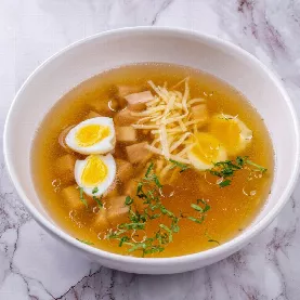 Суп с домашней лапшой и цыпленком